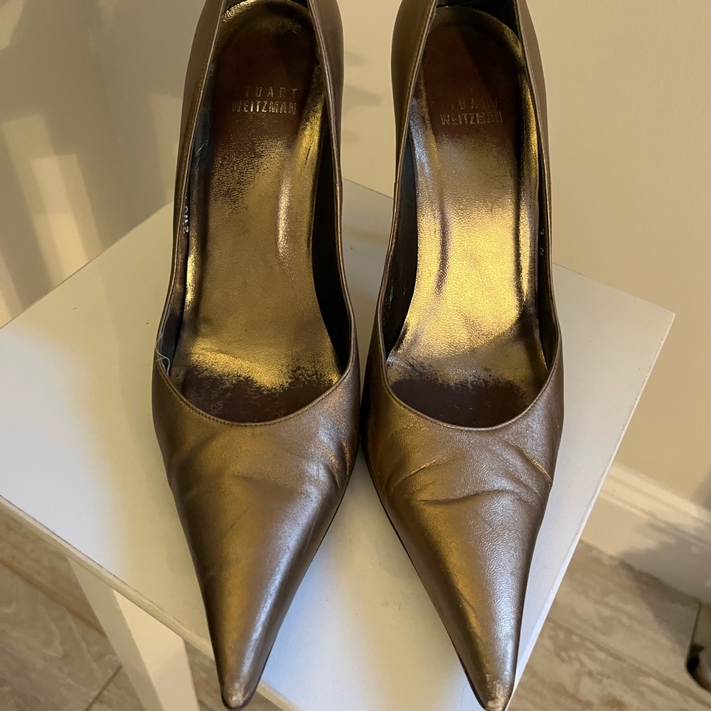 Stuart Weitzman Gold Pumps